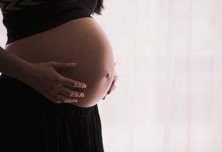 Gebelik Belirtileri ve Hamilelik Sancısı: Vücudunuzun İlettiği İşaretler