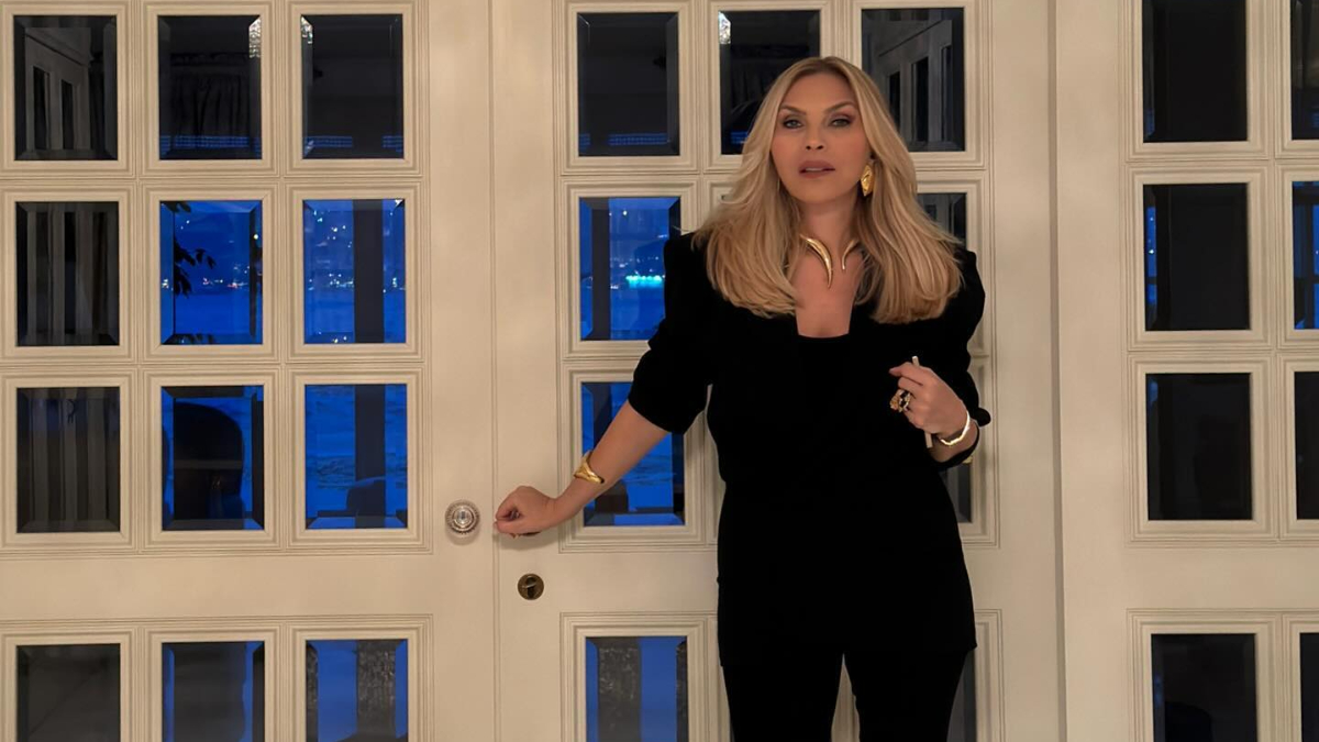 Gözde Cemiyet Hayatının İkonik İsmi Arzu Sabancı'nın Röportajı