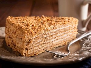 Ballı Rus Pastası Tarifi ve Detaylı Yapım Kılavuzu