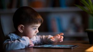 Çocukların Dijital Reklamlara Karşı Bilişsel ve Duygusal Tepkileri Üzerine Derinlemesine Bir Araştırma