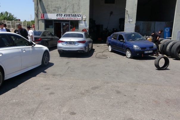 İstanbul Yolu Körfez Geçişinde Yol Çalışması ve Yaşanan Zincirleme Kaza