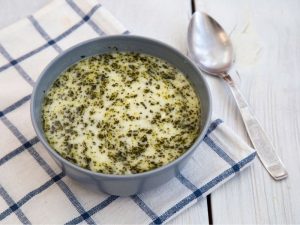 Kıvamı Kesilmeyen Yoğurt Çorbası Tarifi