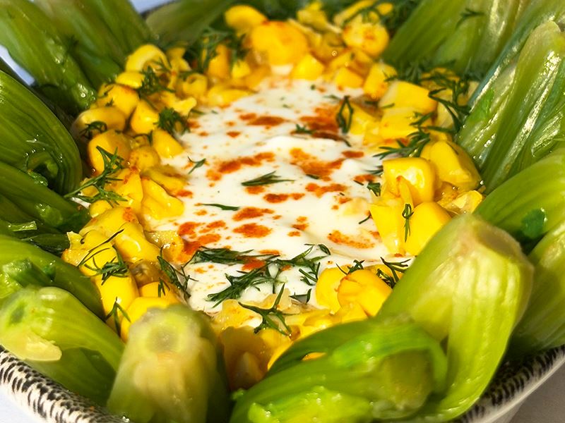 Kök Ispanak Salatası Nasıl Yapılır?