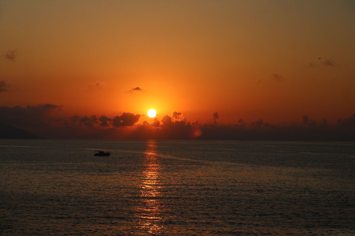 Trabzon'dan Muhteşem Gün Batımı Manzarası