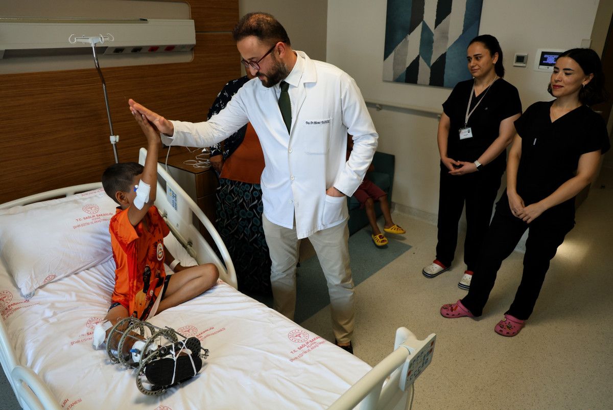 İNŞALLAH YAKIN ZAMANDA AYAĞININ ÜZERİNE BASABİLECEK