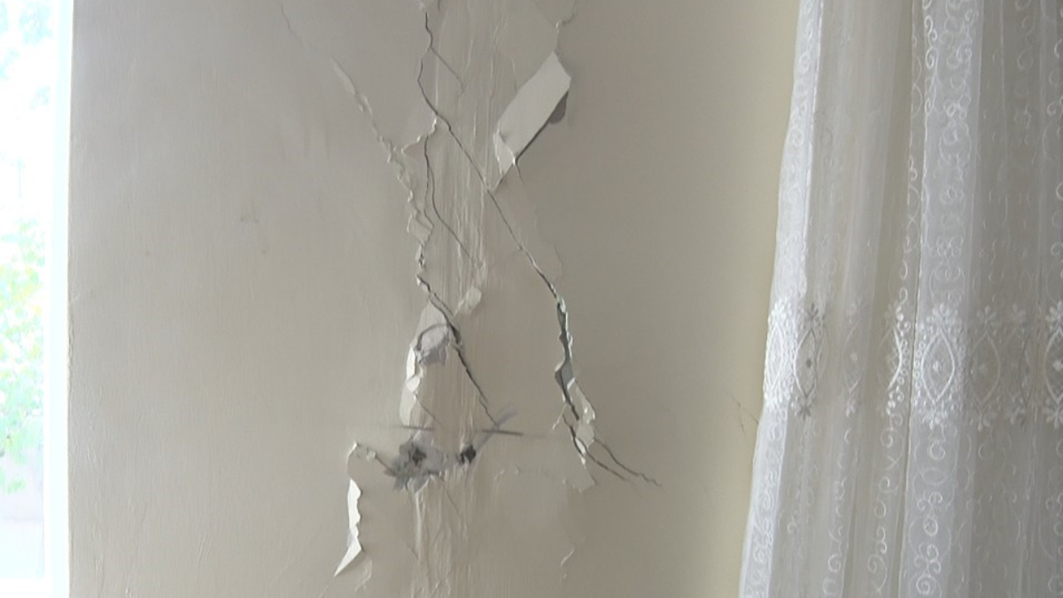 Polatlı ilçesine bağlı Şentepe Mahallesi'nde bulunan Ufuk Sitesi'nde yaşanan ciddi sorunlar, site sakinlerinin huzurunu bozdu ve güvenlik endişelerine yol açtı.