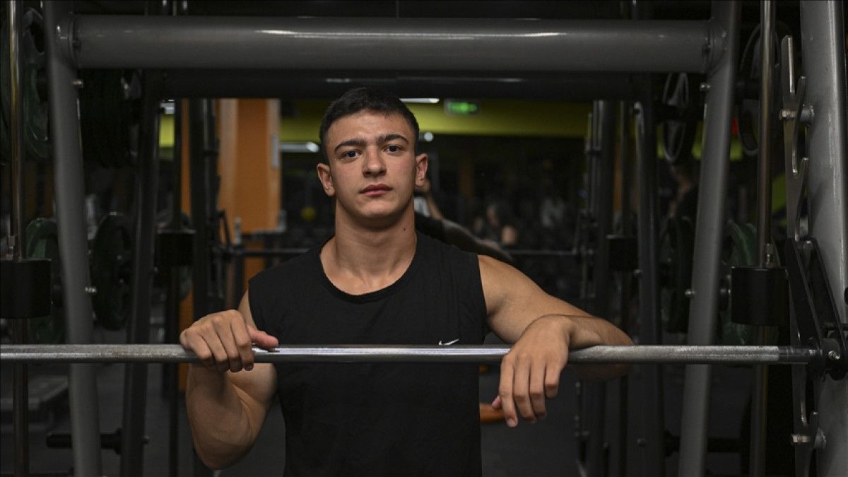 İkiinci Olmaktan Nefret Ediyorum