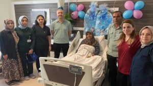 Birecik’te 53 Yaşındaki Kadın İkiz Bebekle Dünyaya Merhaba Dedi