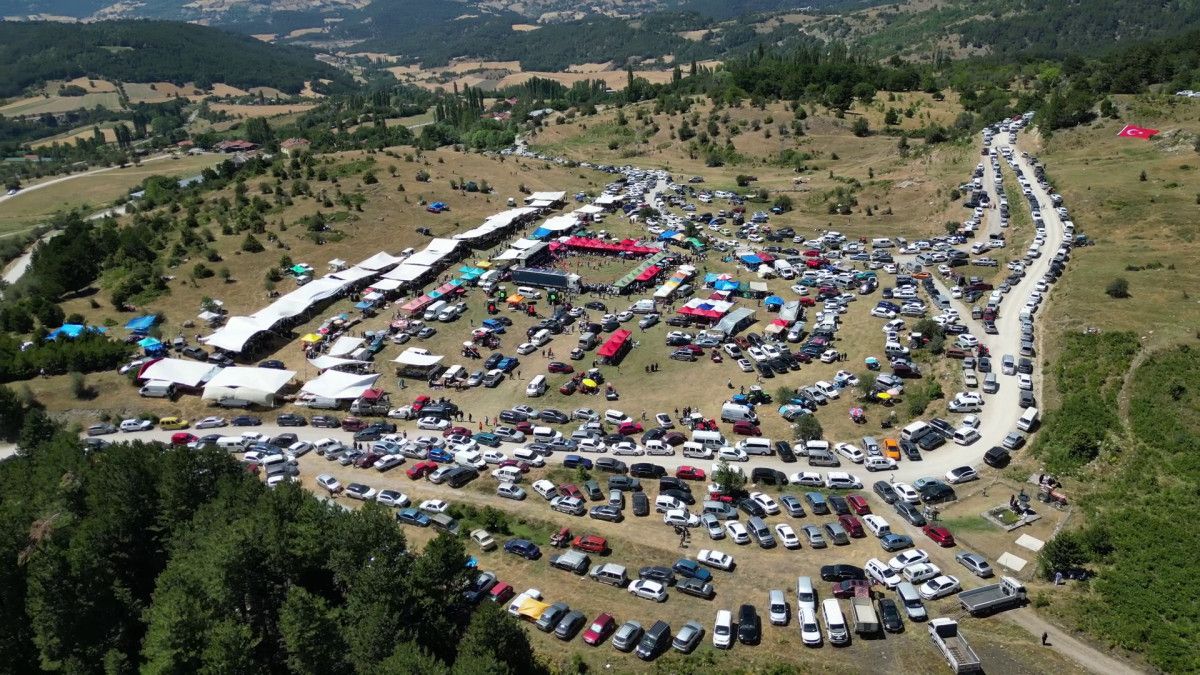 Seyirciler Arasında Güreş