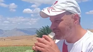 Bulgar Turistlerin Aydıncık’taki Şeker Pancarı Turu ve Türk Misafirperverliği