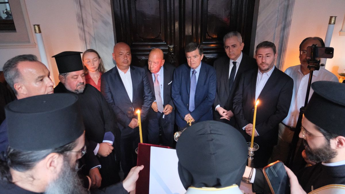 Çanakkale'deki 156 Yıllık Meryem Ana Kilisesi Yeniden İbadete Açıldı