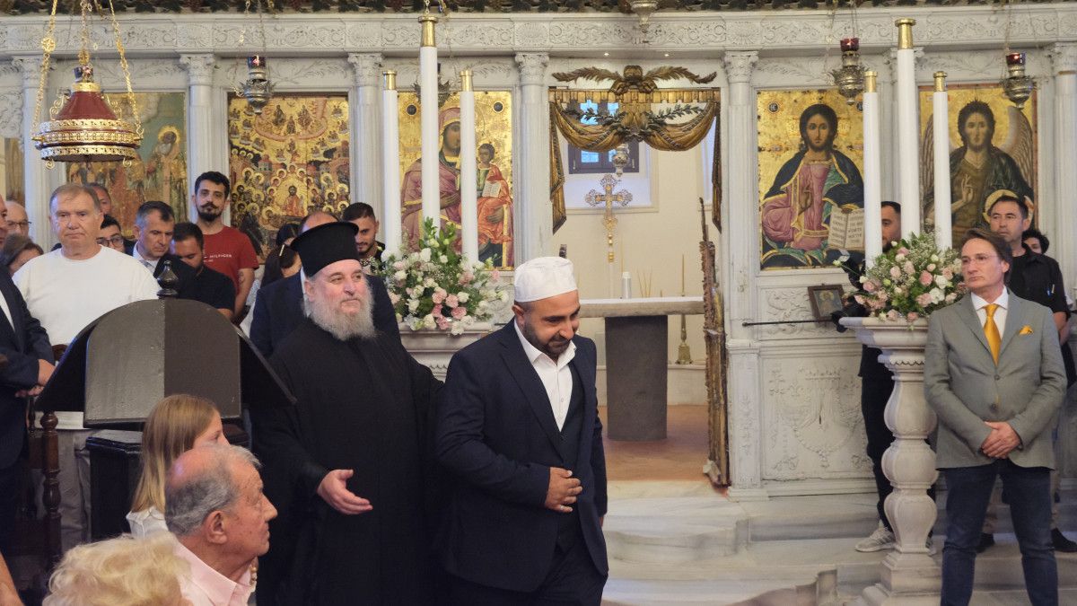 Çanakkale'deki 156 Yıllık Meryem Ana Kilisesi Yeniden İbadete Açıldı