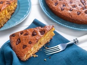 Çikolata Severlere Müjde: Tam Ölçülü Damla Çikolatalı Kek Tarifi ve Alternatif Malzeme Önerileri