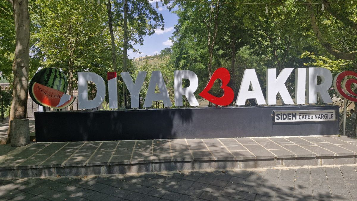 Sıcakların Kavurduğu Diyarbakırda Hayat Durdu