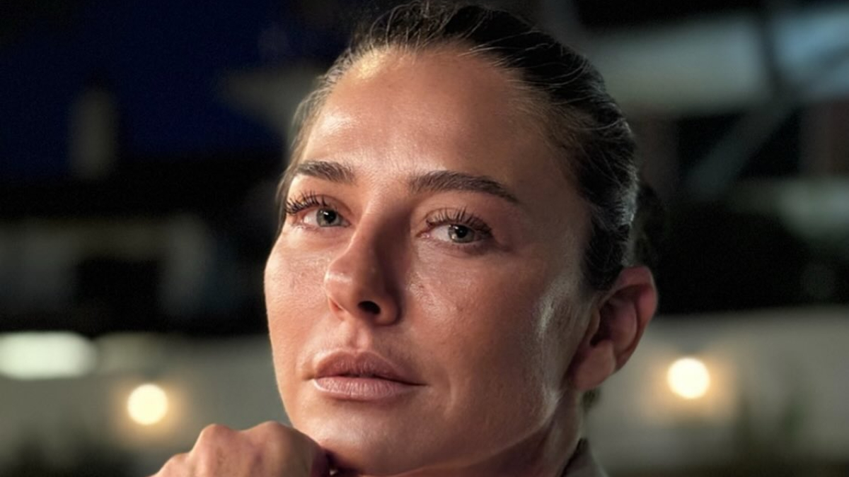 Ece Uslu'nun Çeşme Tatilinde Yaşadığı Talihsiz Kaza ve Sağlık Durumu Güncellemesi