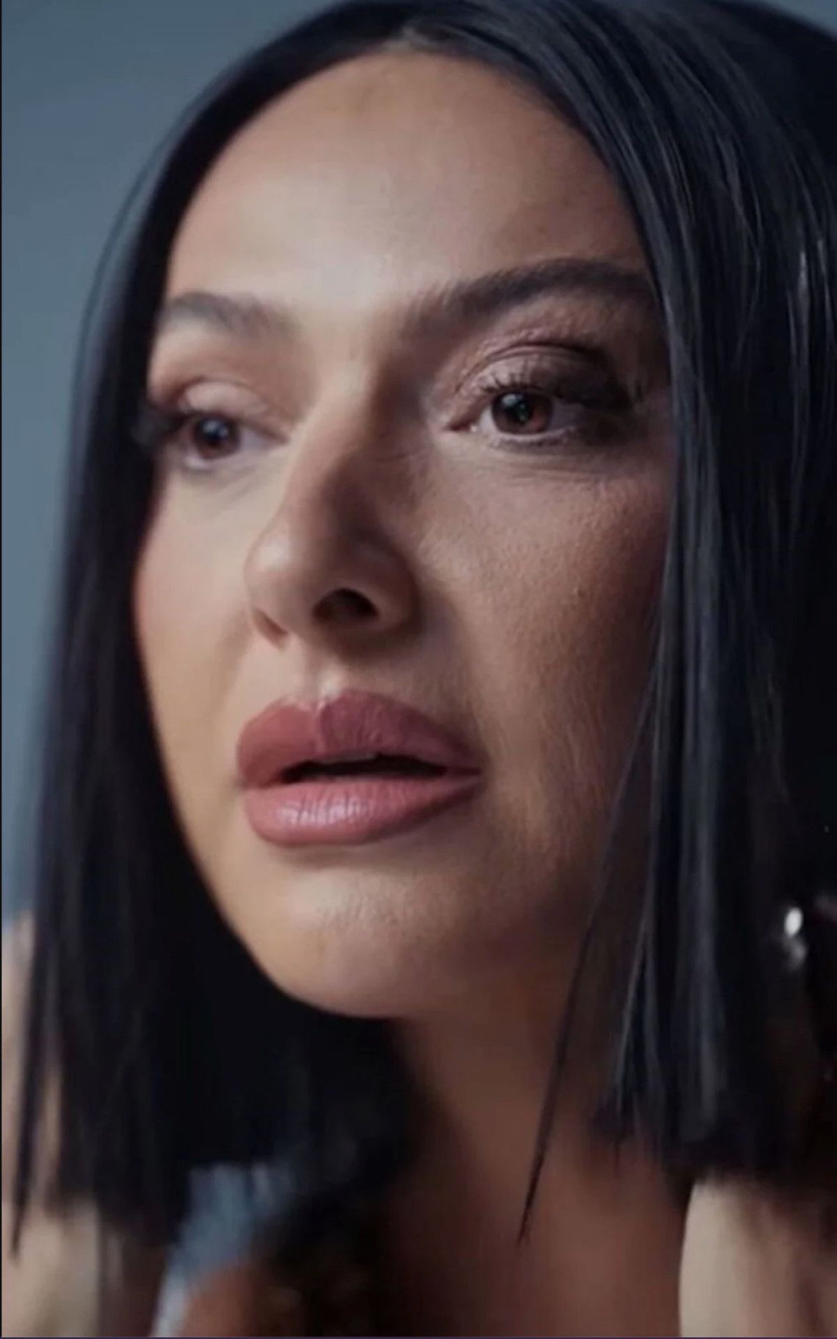 Hadise'nin Kendine Güveni ve Sözleri