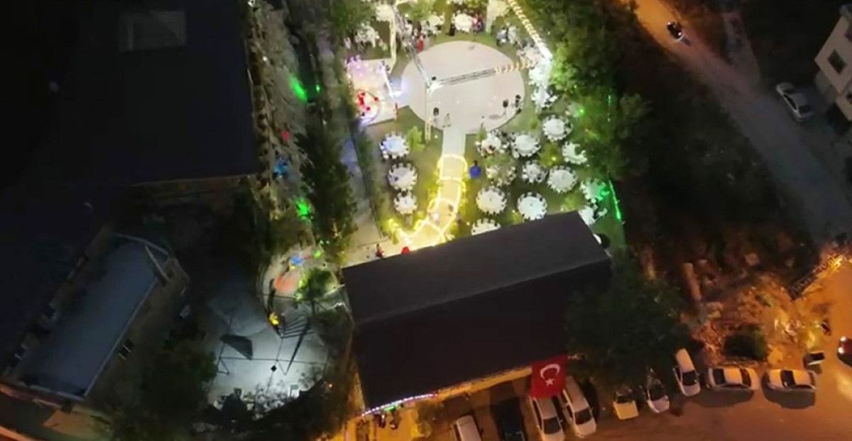 Hatay'da Polisler, Babası Vefat Eden Polis Kızının Düğününde Yanında Oldu