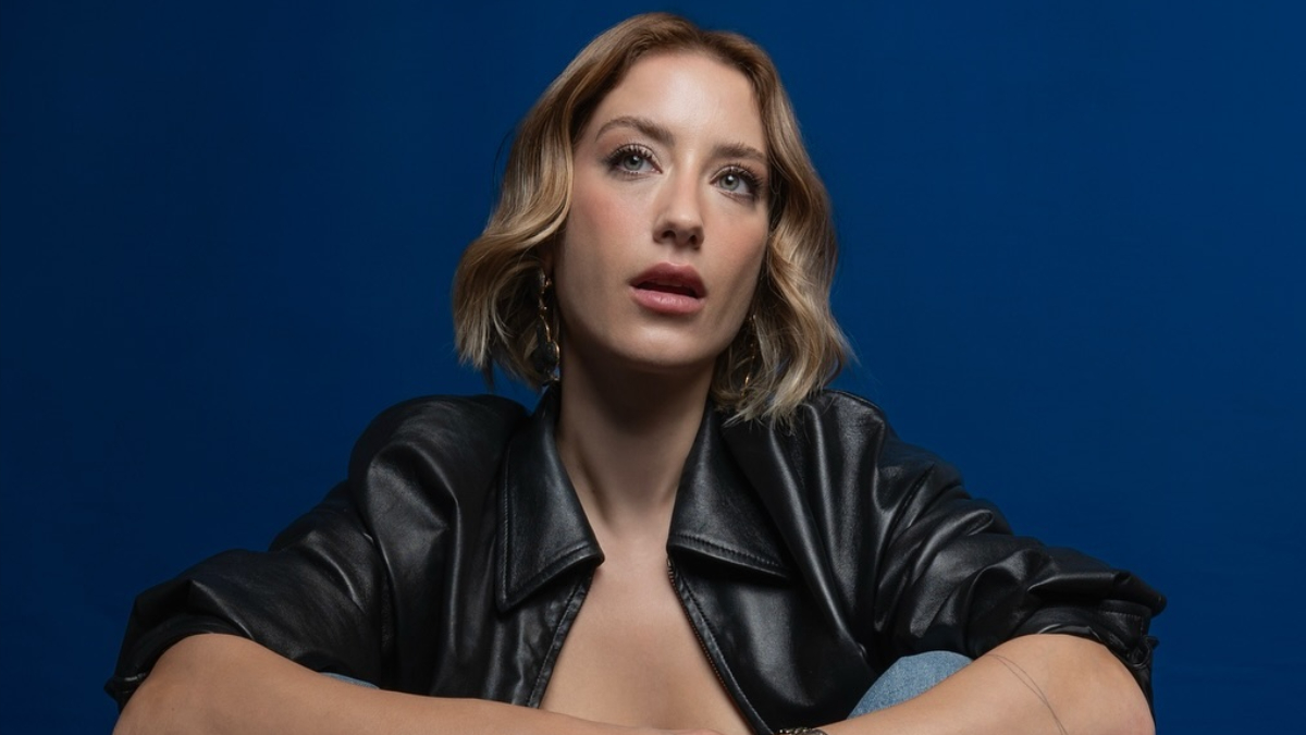 Hazal Kaya'nın Dikkat Çeken İmaj Değişikliği