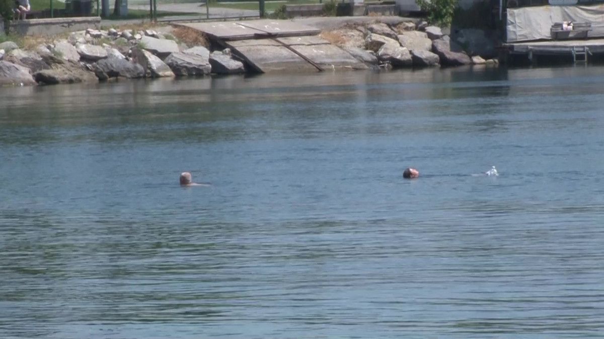 İstanbul'da Kavurucu Sıcaklar ve Sahil Keyfi