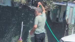 İstanbul’da Sıcak Hava Etkisini Artırdı: Vatandaşlar Serinleme Yöntemleriyle Sıradışı Anlar Yaşadı