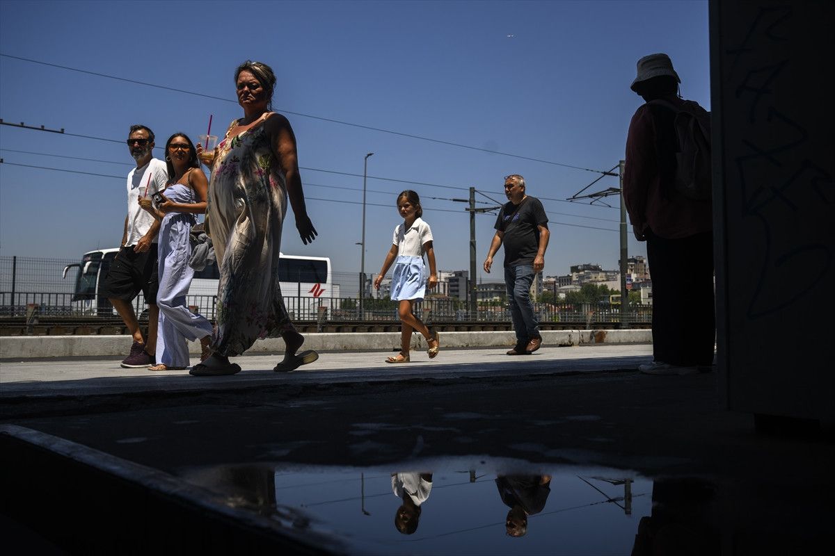 İstanbul'da Sıcak Hava ve Serinleme Çabaları