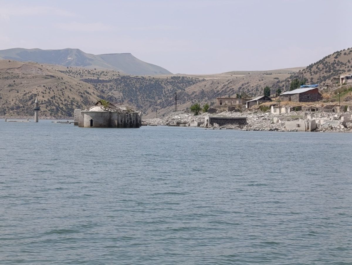 Barajda Mevcut Su Seviyesi Dikkat Çekici Bir Şekilde Düştü