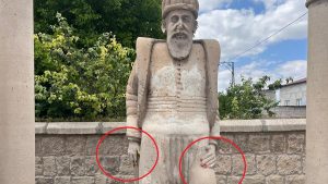 Kayseri’de Mimar Sinan’ın Heykeline Yapılan Tahribatı Kınadık