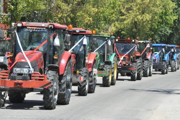 Keşan’da Çiftçi Düğünü ve Traktör Konvoyu Etkileyici Organizasyon