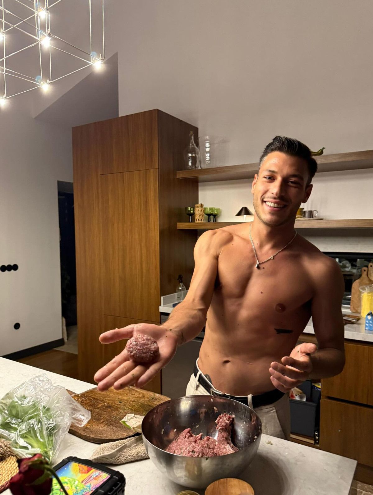 Hafsanur Sancaktutan'ın Desteği ve Beğenisi