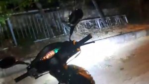 Kütahya Domaniç’te Yılan Panik Yarattı: Motosikletin Direksiyonuna Giren Yılan Halkı Şaşırttı