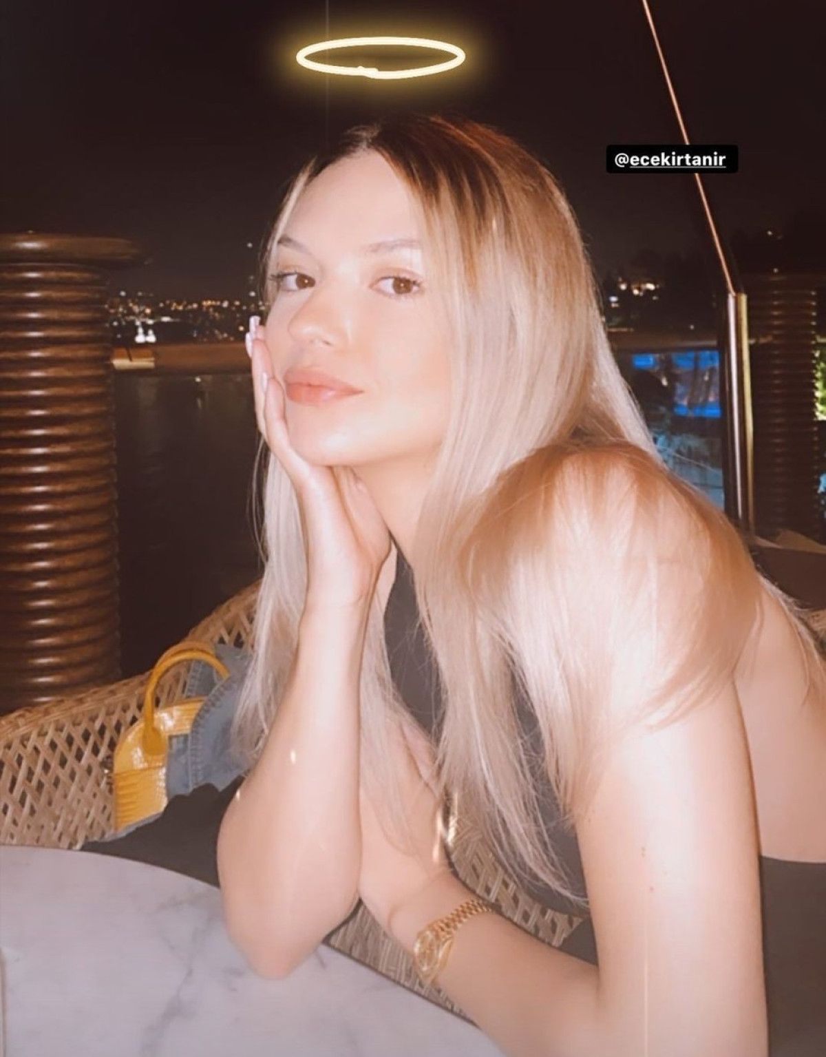 Lvbel C5'in Sarışın Sevgilisi Ece Kırtanır ile Paylaştığı Anlar