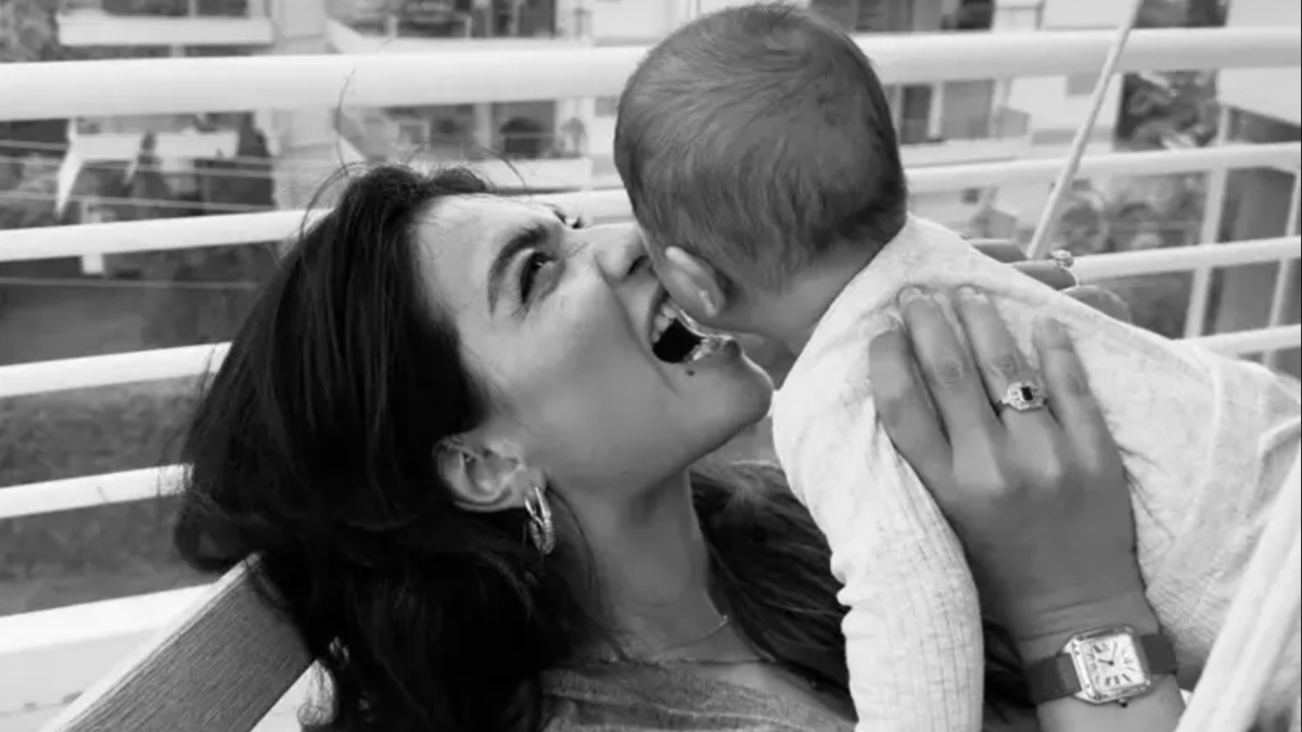 Geçtiğimiz Mayıs Ayında Nişanlanan Çift, Yaz ve Kış Tatilinde Birlikte