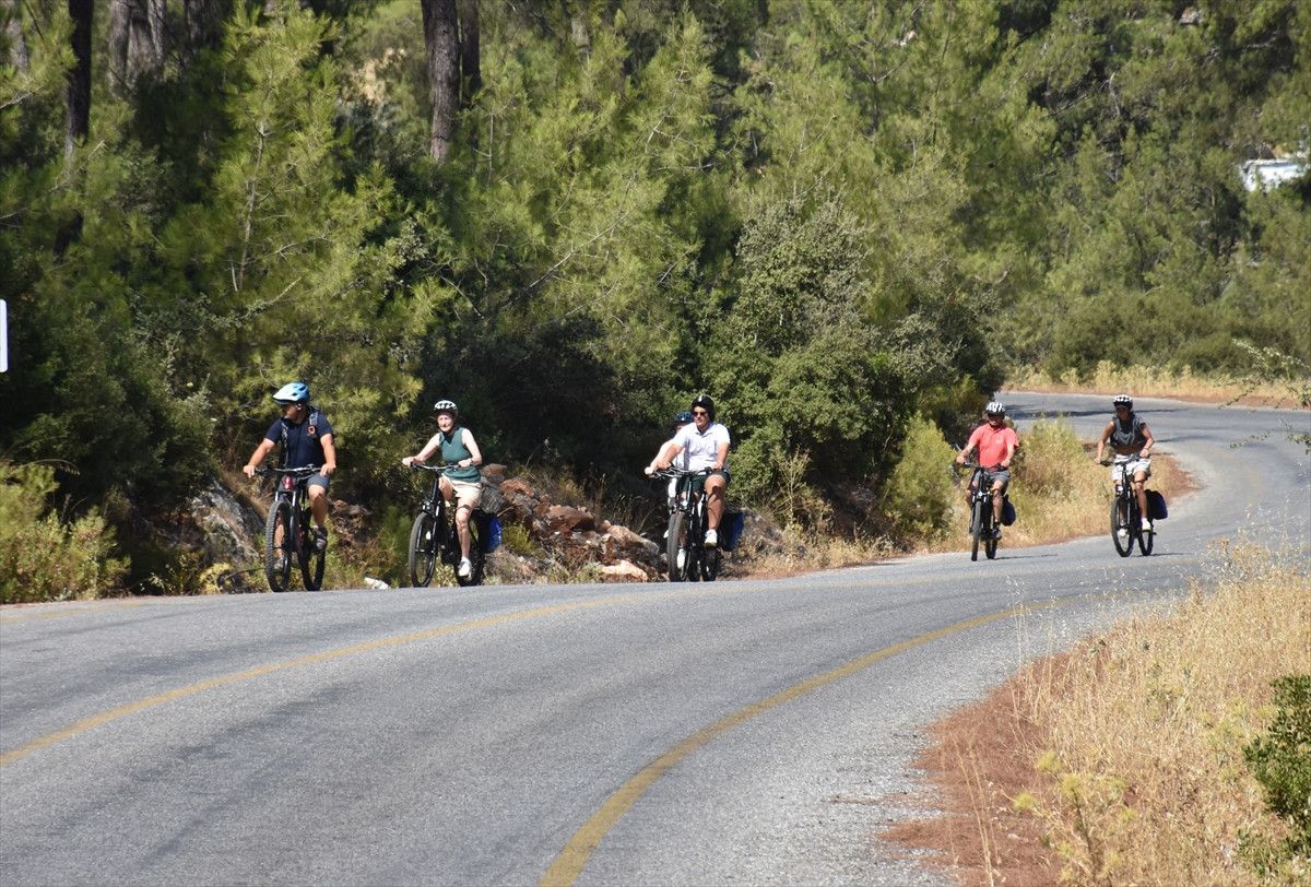 Doğayla İç İçe, Eğlenceli ve Bilgilendirici Bir Tur