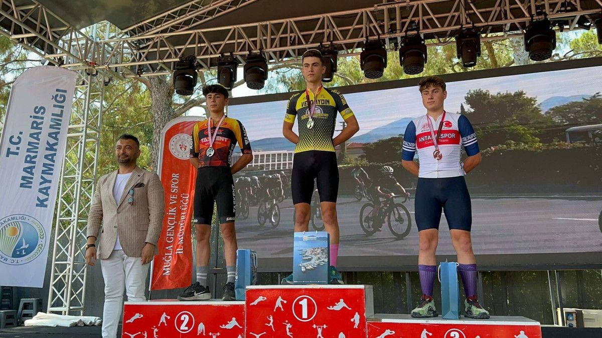 Muğla Marmaris'te Cumhuriyet Bisiklet Yarışı Coşkusu