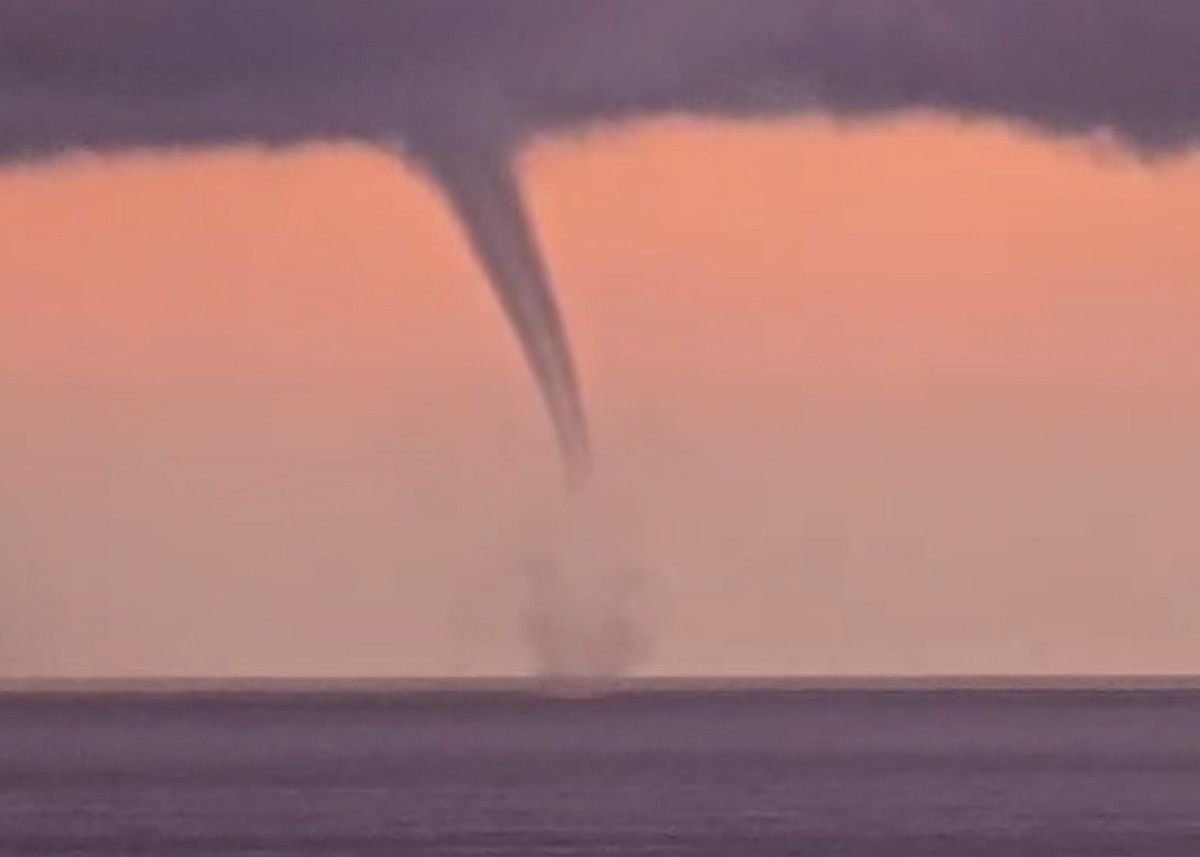 Perşembe Sahilinde Akşam Saatlerinde Doğa Olayı: Dev Hortum Görüldü