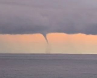 Orduda Denizde Şiddetli Hortum: Anlık Cep Telefonu Kaydıyla Güçlü Görüntüler