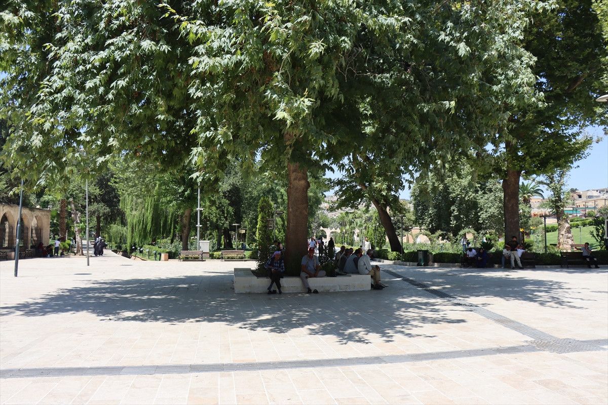 Şanlıurfa'da Alevler İçinde: Termometreler 52 Dereceyi Gösteriyor