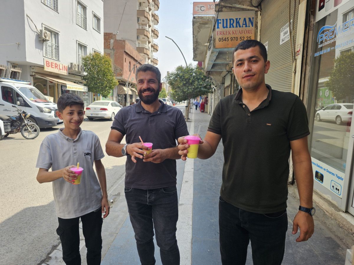 Türkiye genelinde etkili olan aşırı sıcak hava dalgası devam ederken, Şırnak'ta ilginç hava olayları gözlemleniyor.