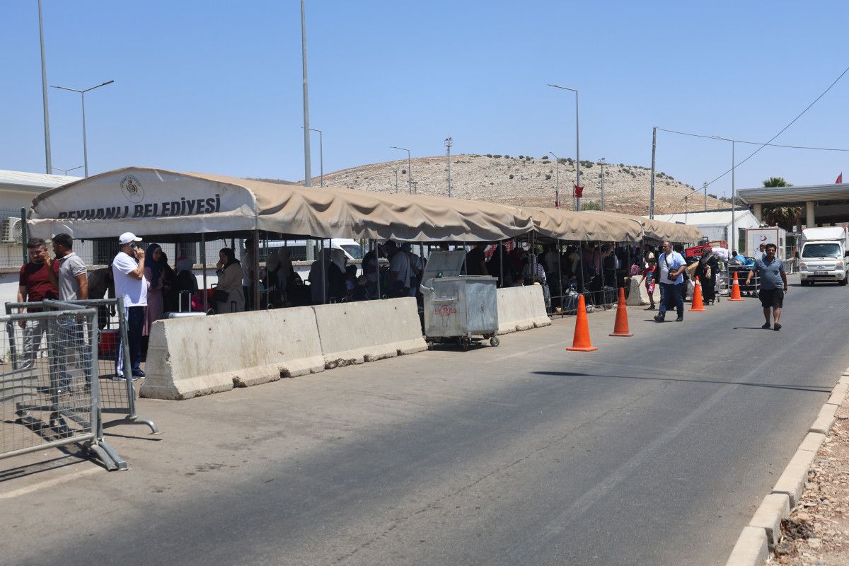 Sınır Kapılarında Yoğun Hareketlilik