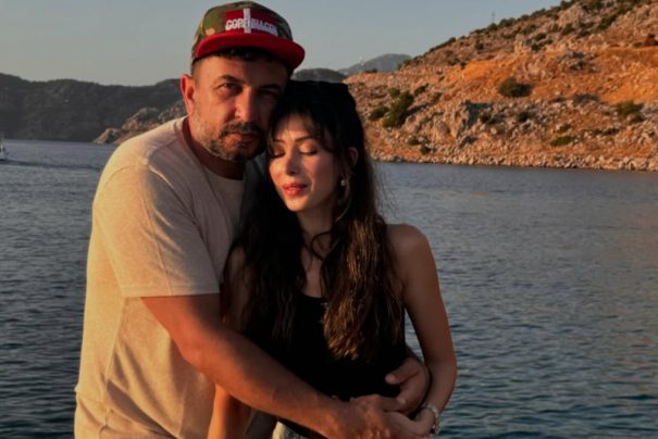 Toygan Avanoğlu ve Eşi Şiva Behrouzfar’ın Güncel Hayat Hikayesi