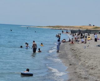 Van Gölü’nün Eşsiz Güzelliği ve Adilcevaz Sahili