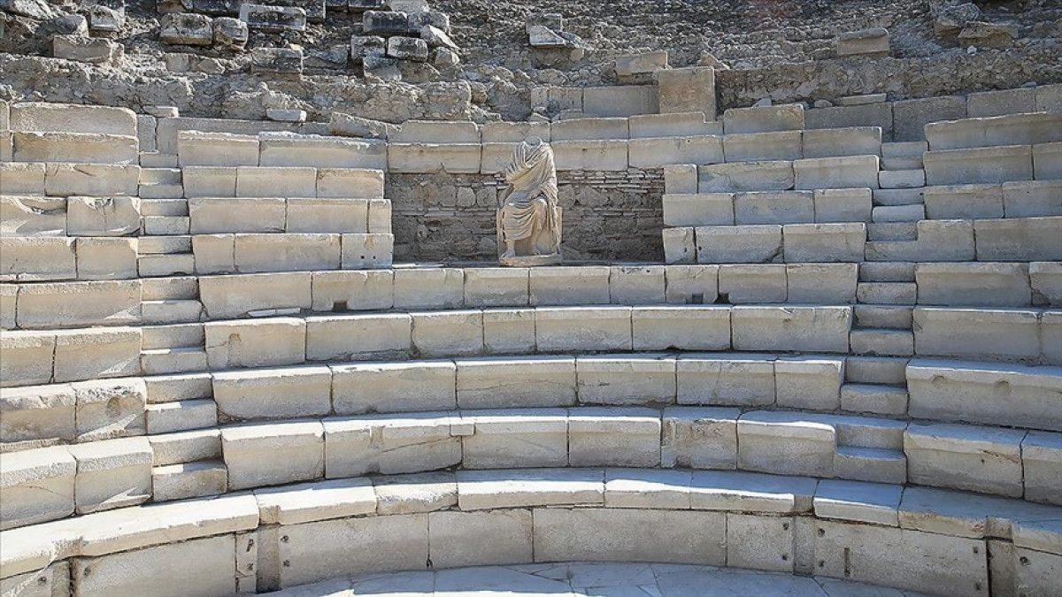 Meclis ve Yargı Merkezi İşlevi