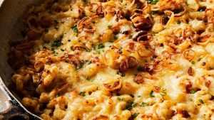 Almanya’nın Pratik ve Lezzetli Käsespätzle Makarnası Tarifi