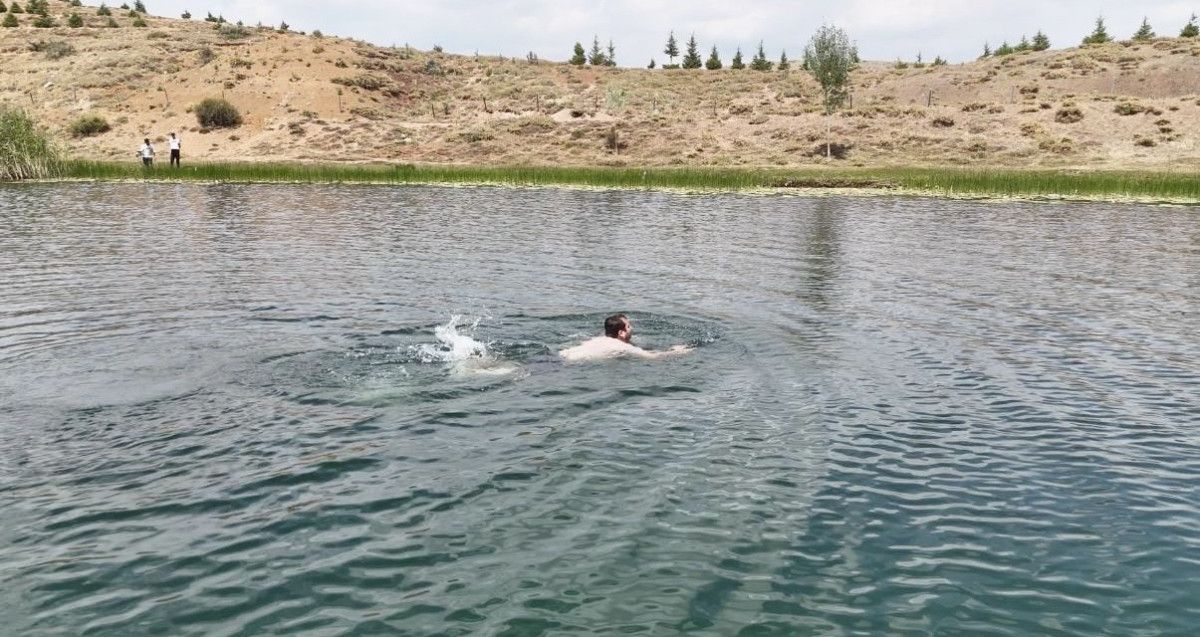 Gölde Yüzmenin Keyfi ve Sıcak Hava Serinliği