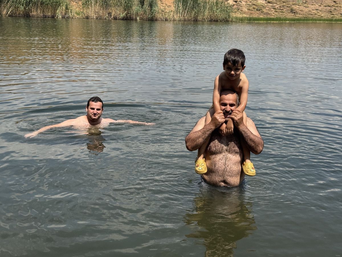 Yüzme Öğrenen ve Hatıralarla Dolu Ziyaretçiler