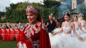 Astrolog Nuray Sayarı İkinci Kez Evlenecek! Muhteşem Kına Gecesi Organizasyonu