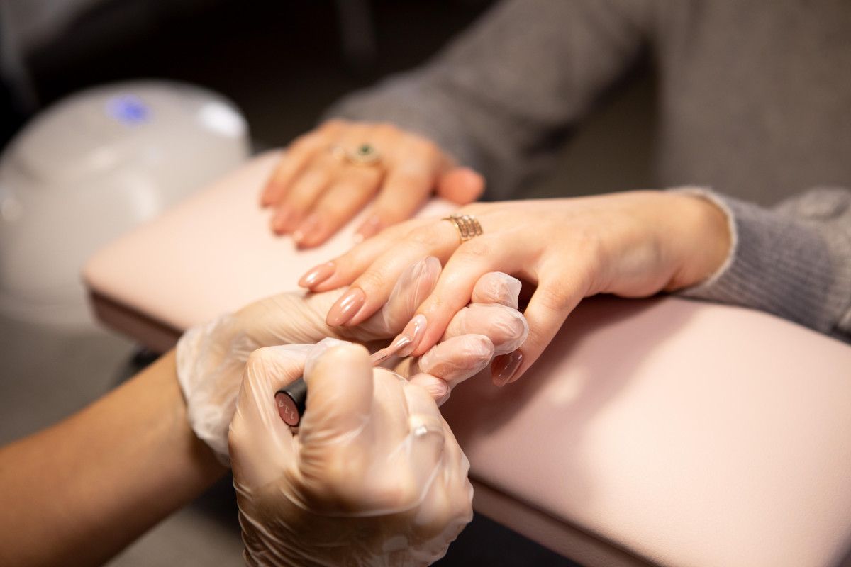 Manikür ve Pedikür Sırasında Dikkat Edilmesi Gerekenler