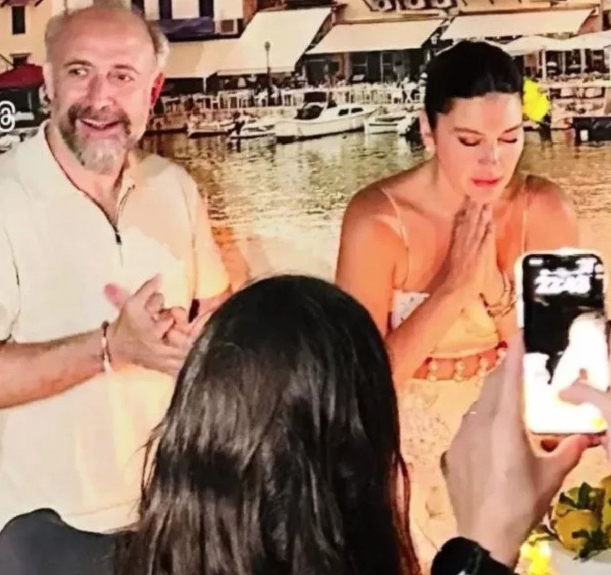 Bergüzar Korel'in Yeni Yaş Günü Kutlaması ve Eşi Halit Ergenç'in Öpücükleri