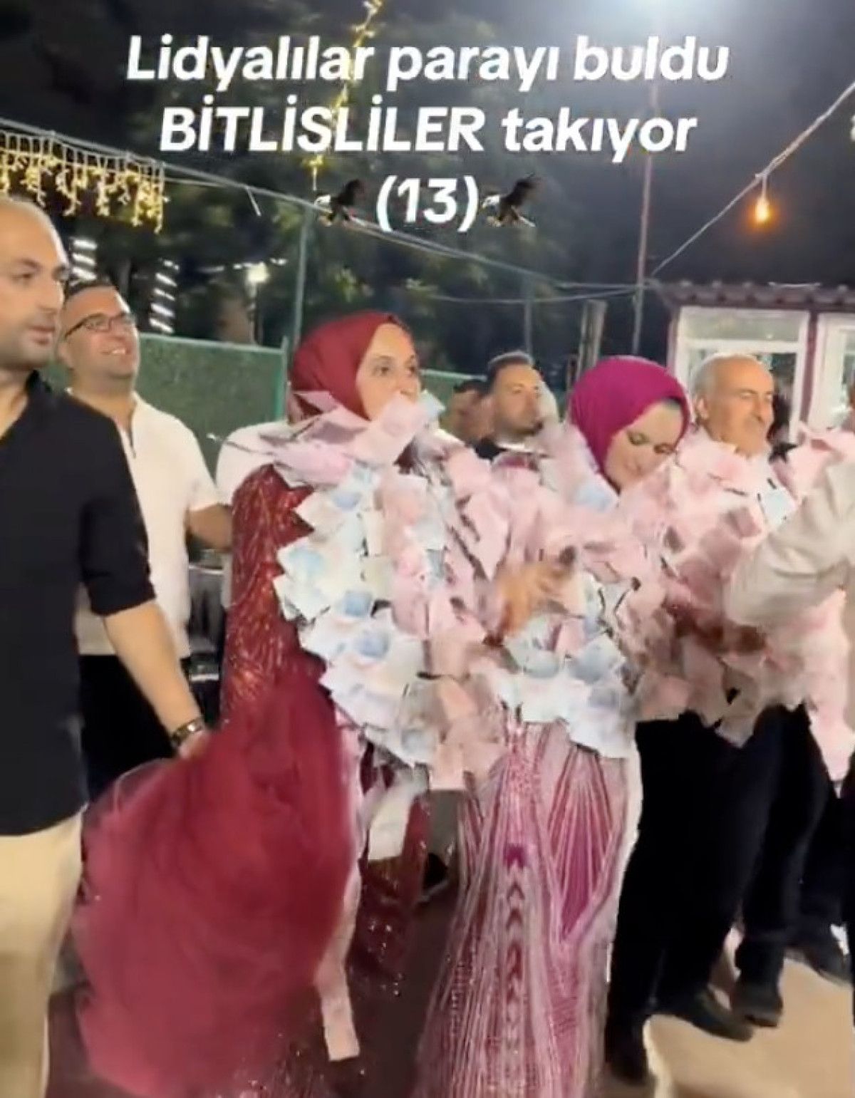 Bitlisteki Düğün Görüntüleri Sosyal Medyada Gündem Oldu