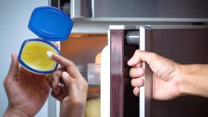Buzdolabına Vazelin Sürmenin Faydaları ve Gerçekleri